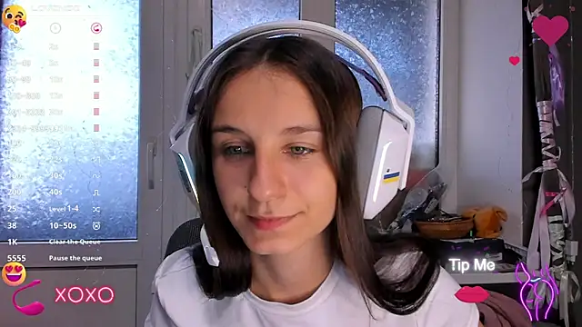 Snapshot of _Nika_Kik chatting on September 15, 2025, 3:12 pm Nika Kik online show from September 15, 2025, 3:12 pm