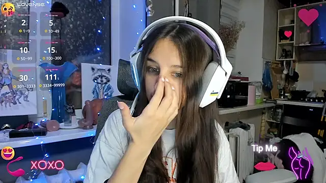 Snapshot of _Nika_Kik chatting on November 5, 2025, 6:30 pm Nika Kik online show from November 5, 2025, 6:30 pm