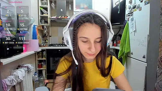  Nika Kik online show from March 3, 2026, 5:52 pm