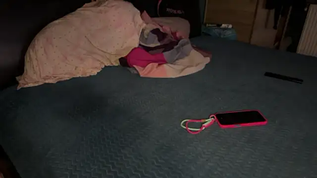 BonnieAndClyd online show from January 5, 2026, 7:17 pm