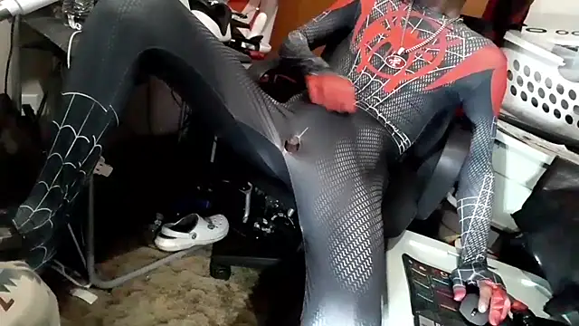 Snapshot of me_myself_I_69 chatting on February 21, 2025, 8:40 am me myself I 69 online show from February 21, 2025, 8:40 am