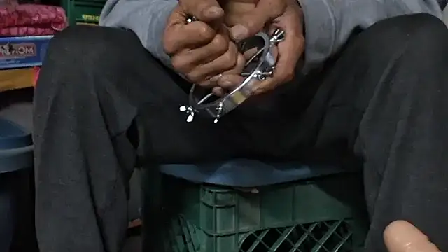 Snapshot of me_myself_I_69 chatting on December 20, 2025, 9:49 am me myself I 69 online show from December 20, 2025, 9:49 am