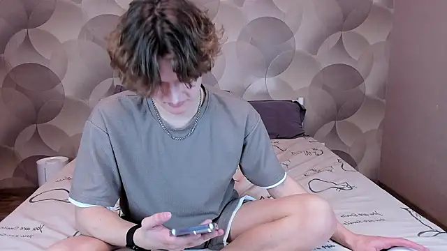 Ian Flor online show from March 22, 2026, 4:10 pm