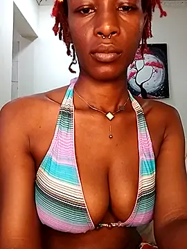 Ayrella02 online show from November 14, 2025, 12:20 am