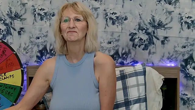 Snapshot of Morgan_Shipley chatting on December 13, 2024, 2:10 am Morgan Shipley online show from December 13, 2024, 2:10 am