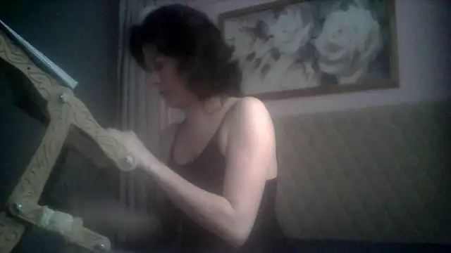 SunElizabeth online show from April 3, 2026, 2:53 am