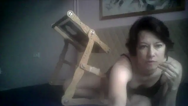SunElizabeth online show from June 13, 2026, 1:25 am