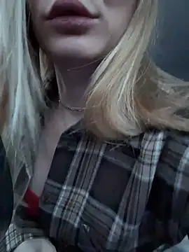 Snapshot of LavenderHot chatting on January 10, 2026, 2:46 am LavenderHot online show from January 10, 2026, 2:46 am