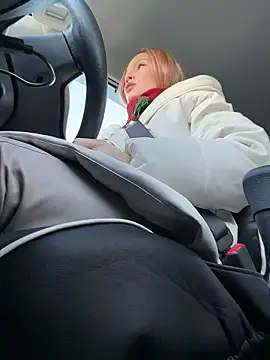 Snapshot of LavenderHot chatting on February 23, 2026, 2:09 am LavenderHot online show from February 23, 2026, 2:09 am