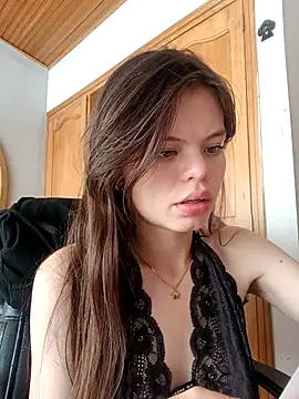 Snapshot of Violeta_12- chatting on April 30, 2026, 7:53 pm Violeta 12- online show from April 30, 2026, 7:53 pm
