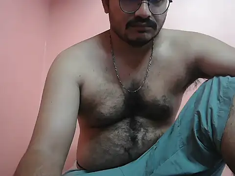 naughtymike0007 online show from February 1, 2026, 2:10 am