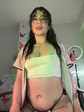 Snapshot of CieloTaylor chatting on January 24, 2025, 9:58 pm CieloTaylor online show from January 24, 2025, 9:58 pm