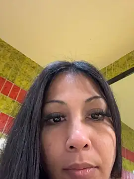 Snapshot of Gin4Cole chatting on March 9, 2025, 7:34 am Gin4Cole online show from March 9, 2025, 7:34 am