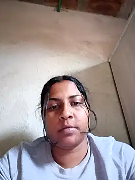 Giselabrunette25 online show from February 2, 2026, 10:19 pm