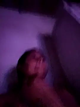 Giselabrunette25 online show from February 10, 2026, 1:10 am