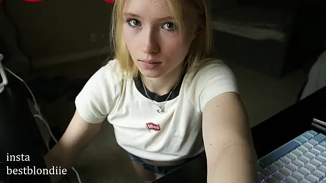 bestblonde online show from March 15, 2025, 5:26 pm