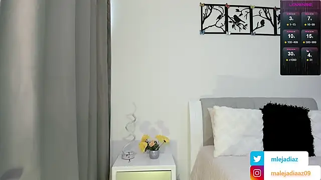 Snapshot of MalejaDiaz_ chatting on February 4, 2025, 7:22 pm MalejaDiaz  online show from February 4, 2025, 7:22 pm