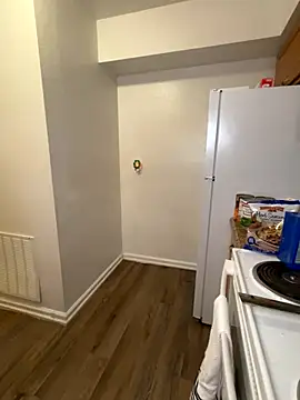 yummyrina online show from November 28, 2025, 11:51 pm