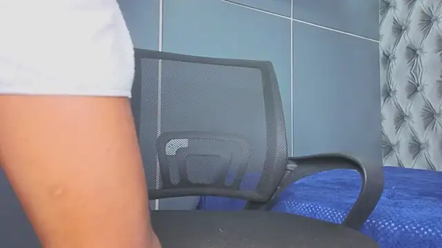 Snapshot of Hilary-banks chatting on January 9, 2026, 8:54 pm Hilary-banks online show from January 9, 2026, 8:54 pm