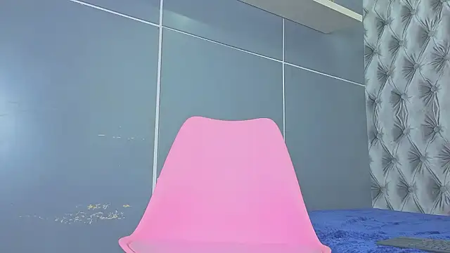 Snapshot of Hilary-banks chatting on March 2, 2026, 8:04 pm Hilary-banks online show from March 2, 2026, 8:04 pm