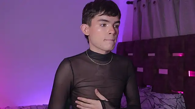 Angelo 018 online show from September 14, 2025, 5:17 am