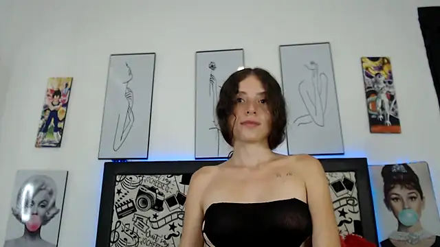 Rihana14 online show from May 16, 2026, 7:56 pm