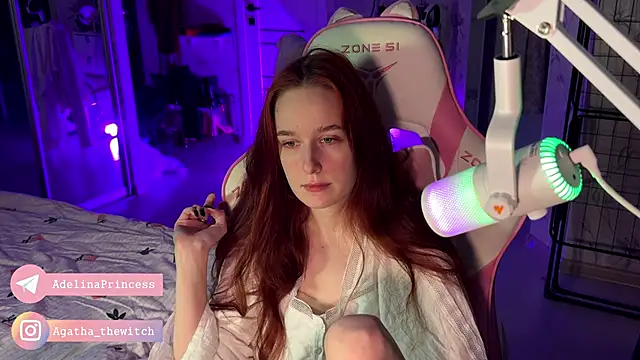 Snapshot of pearl_princess_ chatting on February 9, 2025, 11:15 pm pearl princess online show from February 9, 2025, 11:15 pm