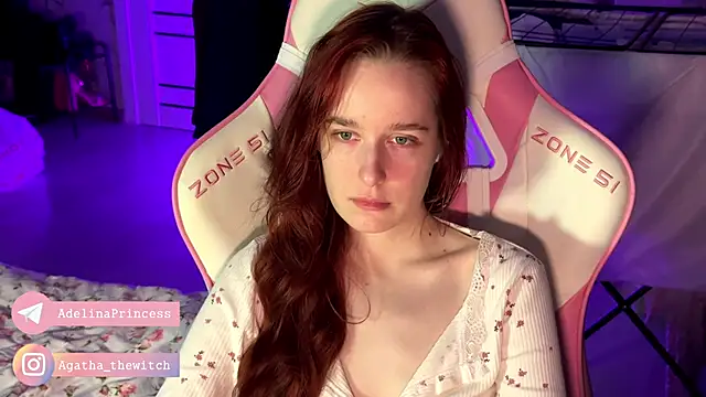 Snapshot of pearl_princess_ chatting on March 8, 2025, 9:50 am pearl princess online show from March 8, 2025, 9:50 am