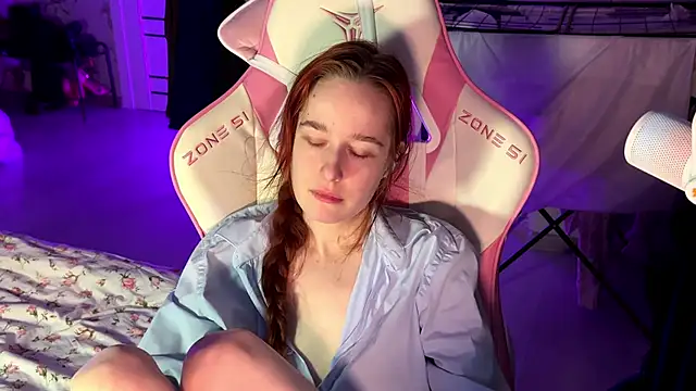 Snapshot of pearl_princess_ chatting on March 9, 2025, 11:03 pm pearl princess online show from March 9, 2025, 11:03 pm