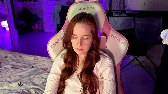 Snapshot of pearl_princess_ chatting on March 12, 2025, 2:41 am pearl princess online show from March 12, 2025, 2:41 am