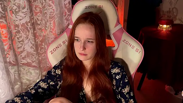 Snapshot of pearl_princess_ chatting on September 29, 2025, 2:06 am pearl princess online show from September 29, 2025, 2:06 am