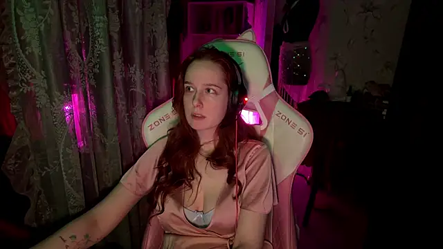 Snapshot of pearl_princess_ chatting on June 20, 2026, 3:09 am pearl princess online show from June 20, 2026, 3:09 am