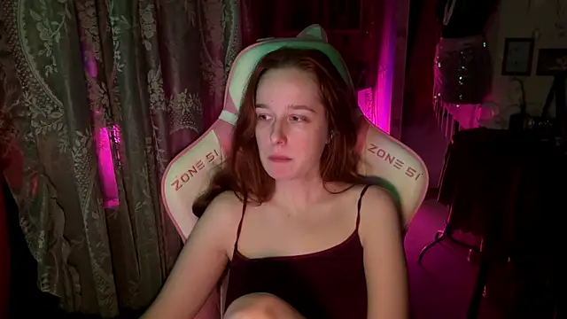 Snapshot of pearl_princess_ chatting on July 25, 2026, 12:31 am pearl princess online show from July 25, 2026, 12:31 am