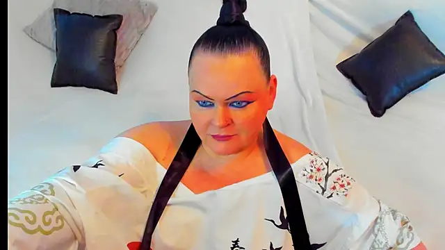 Snapshot of MilanaBiegert chatting on December 29, 2024, 11:29 am MilanaBiegert online show from December 29, 2024, 11:29 am