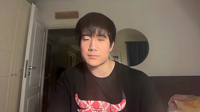 jungcock3210 online show from February 9, 2026, 6:56 pm