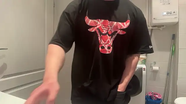 jungcock3210 online show from February 23, 2026, 4:26 pm