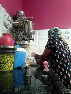 sexychutxxx7 online show from December 4, 2025, 5:17 am