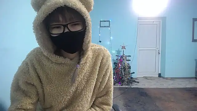 elllaaxx online show from January 9, 2025, 4:19 am