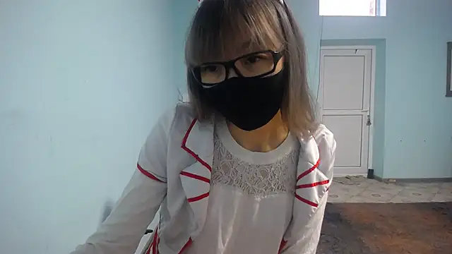 elllaaxx online show from January 19, 2025, 6:53 am