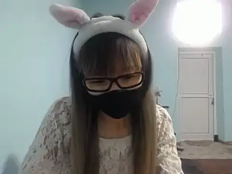 elllaaxx online show from February 10, 2025, 7:15 am