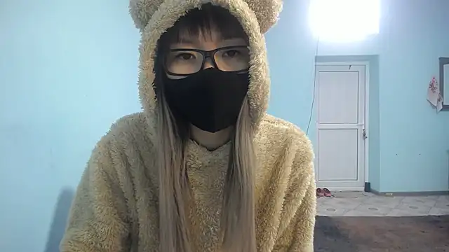 elllaaxx online show from March 19, 2025, 4:25 am