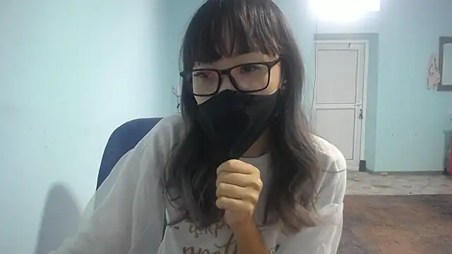 elllaaxx online show from September 10, 2025, 3:28 am