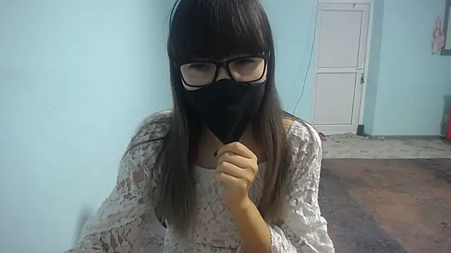 elllaaxx online show from November 17, 2025, 4:07 am