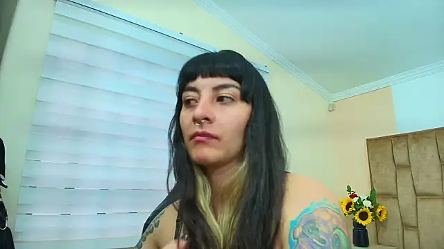 Snapshot of Naughty_Kittenm chatting on September 27, 2025, 11:37 am Naughty Kittenm online show from September 27, 2025, 11:37 am