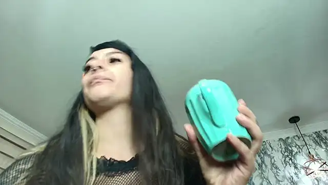 Snapshot of Naughty_Kittenm chatting on November 6, 2025, 11:33 am Naughty Kittenm online show from November 6, 2025, 11:33 am