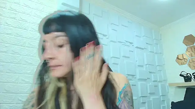 Snapshot of Naughty_Kittenm chatting on November 24, 2025, 11:32 am Naughty Kittenm online show from November 24, 2025, 11:32 am