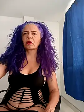 Snapshot of freyadevil333 chatting on February 2, 2025, 1:30 pm freyadevil333 online show from February 2, 2025, 1:30 pm