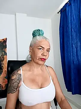 Snapshot of freyadevil333 chatting on January 18, 2026, 12:42 pm freyadevil333 online show from January 18, 2026, 12:42 pm