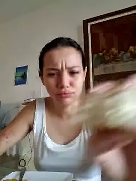 Angela hank2 online show from December 15, 2025, 11:47 am