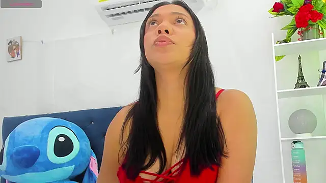 angela santana  online show from January 19, 2025, 5:07 pm